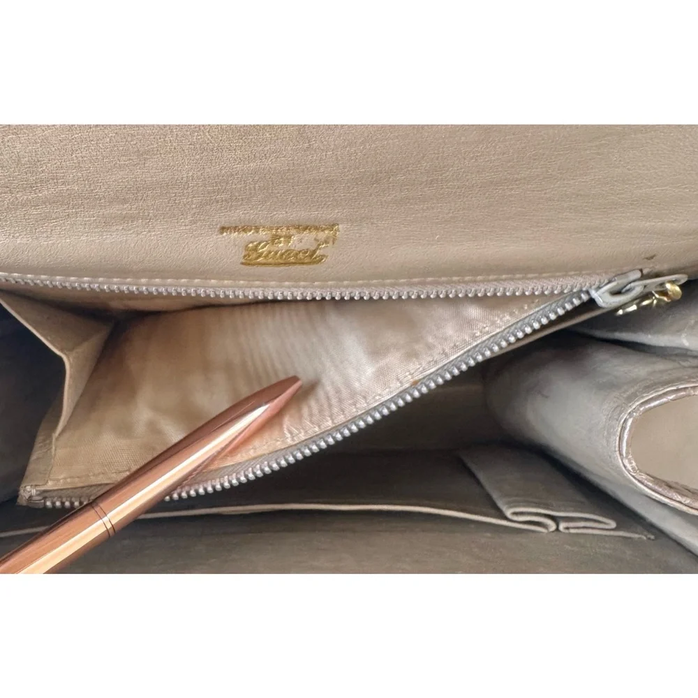 Certified Authentic Vintage Gucci Brown Croco Patent Leather Flap Bag, COA - Picture 9 of 14